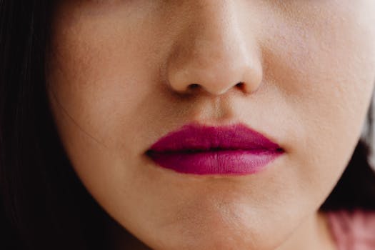 Lip stain verovert ook Oogophuizen: dit is het, zo werkt het en hier moet je op letten