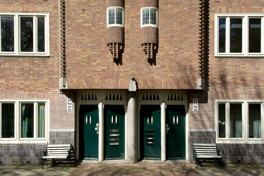 Karakteristieke jaren 30-woning in Oogophuizen met behouden details, isolatieglas en duurzame verwarmingsoplossing